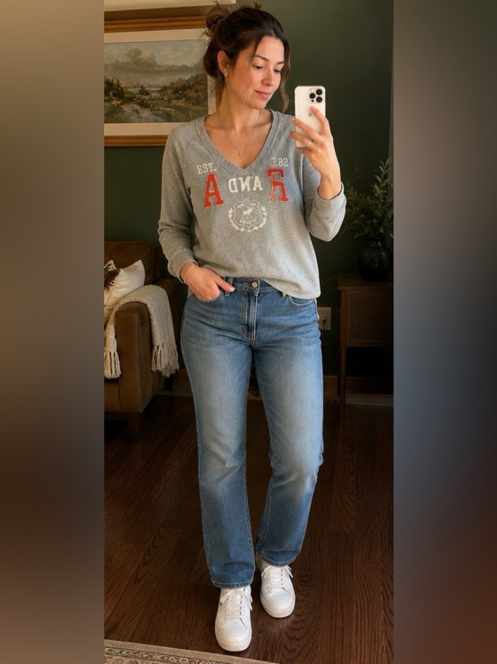 Abercrombie & Fitch Gray V-Neck Logo Sweatshirt Women’s Large